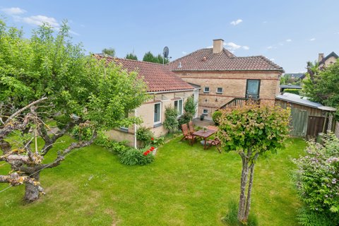 Velholdt villa tæt på Vangede Station