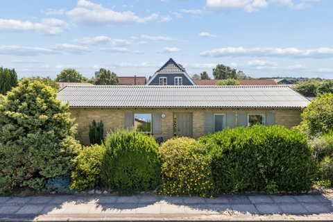 VELHOLDT EJENDOM I HJERTET AF AUGUSTENBORG!