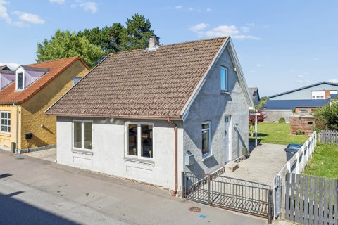 VELINDRETTET BYHUS I HJERTET AF SAKSKØBING