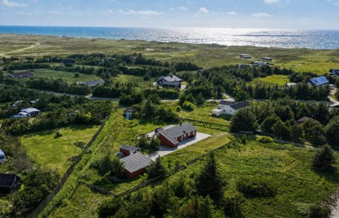 ATTRAKTIVT SOMMERHUS I KLITMØLLER